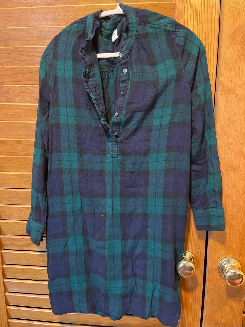 GAP Green and Navy Plaid Casual Button-Down Dress Shirt